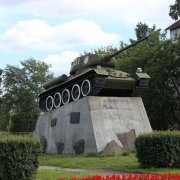 Танк Т-34, установленный в честь освобождения г. Петрозаводска от финских захватчиков